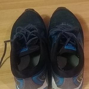 Brooks ghost 10